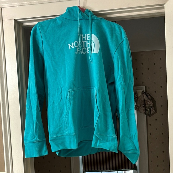 Tops - Teal north face hoodie